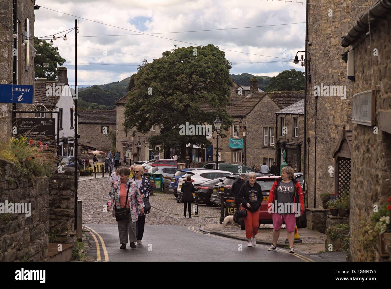 Garrs Lane verso la piazza Grassington Wharfedale Craven Yorkshire Dales NP Foto Stock