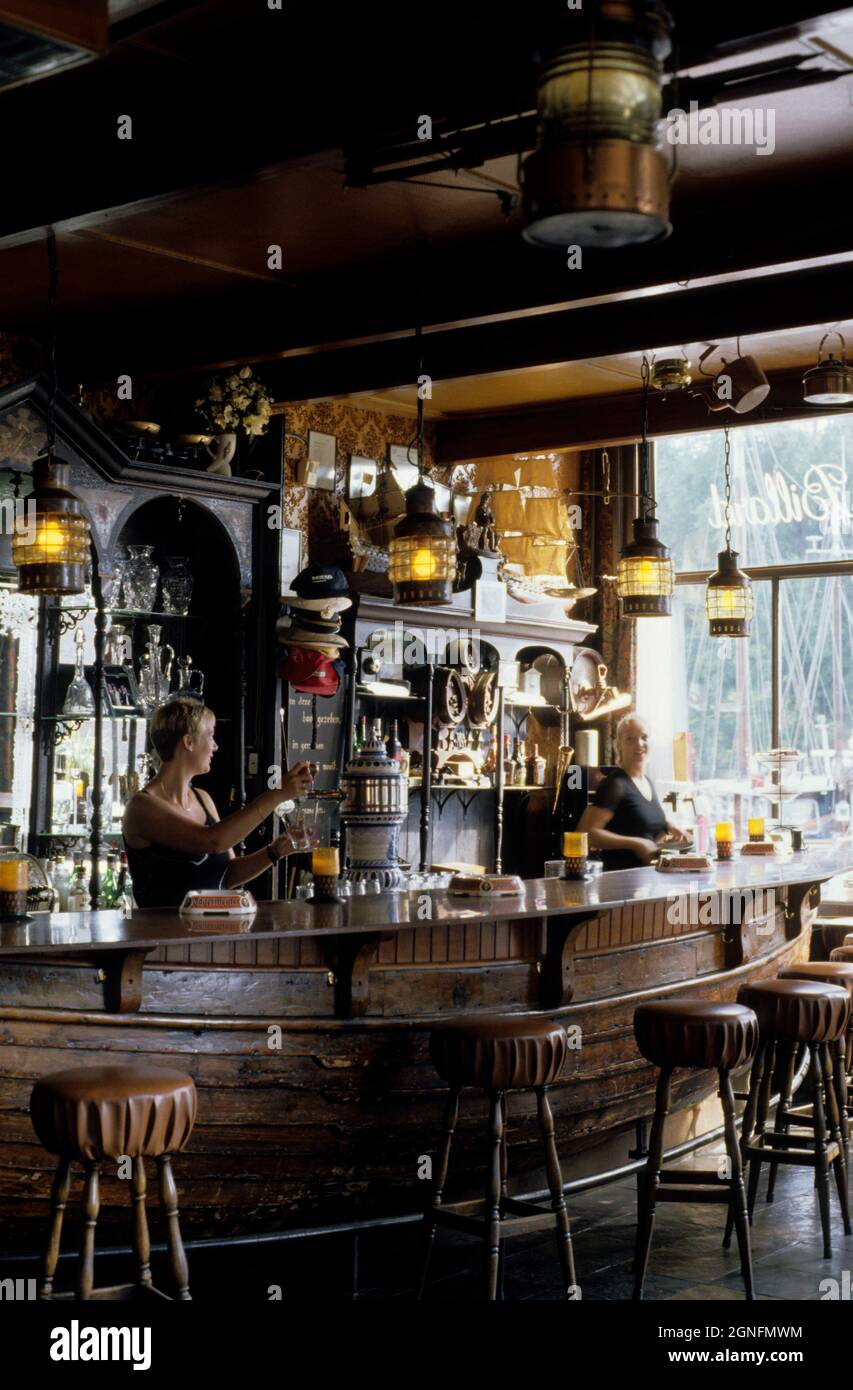 OLANDA, PAESI BASSI, NOORD-HOLLAND E LA REGIONE DI IJSSELMEER, LA CITTÀ DI HOORN, IL PORTO Foto Stock