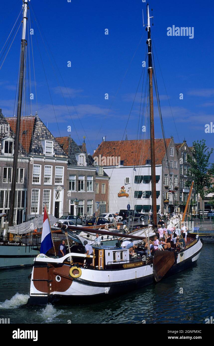 OLANDA, PAESI BASSI, NOORD-HOLLAND E LA REGIONE DI IJSSELMEER, LA CITTÀ DI HOORN, IL PORTO Foto Stock