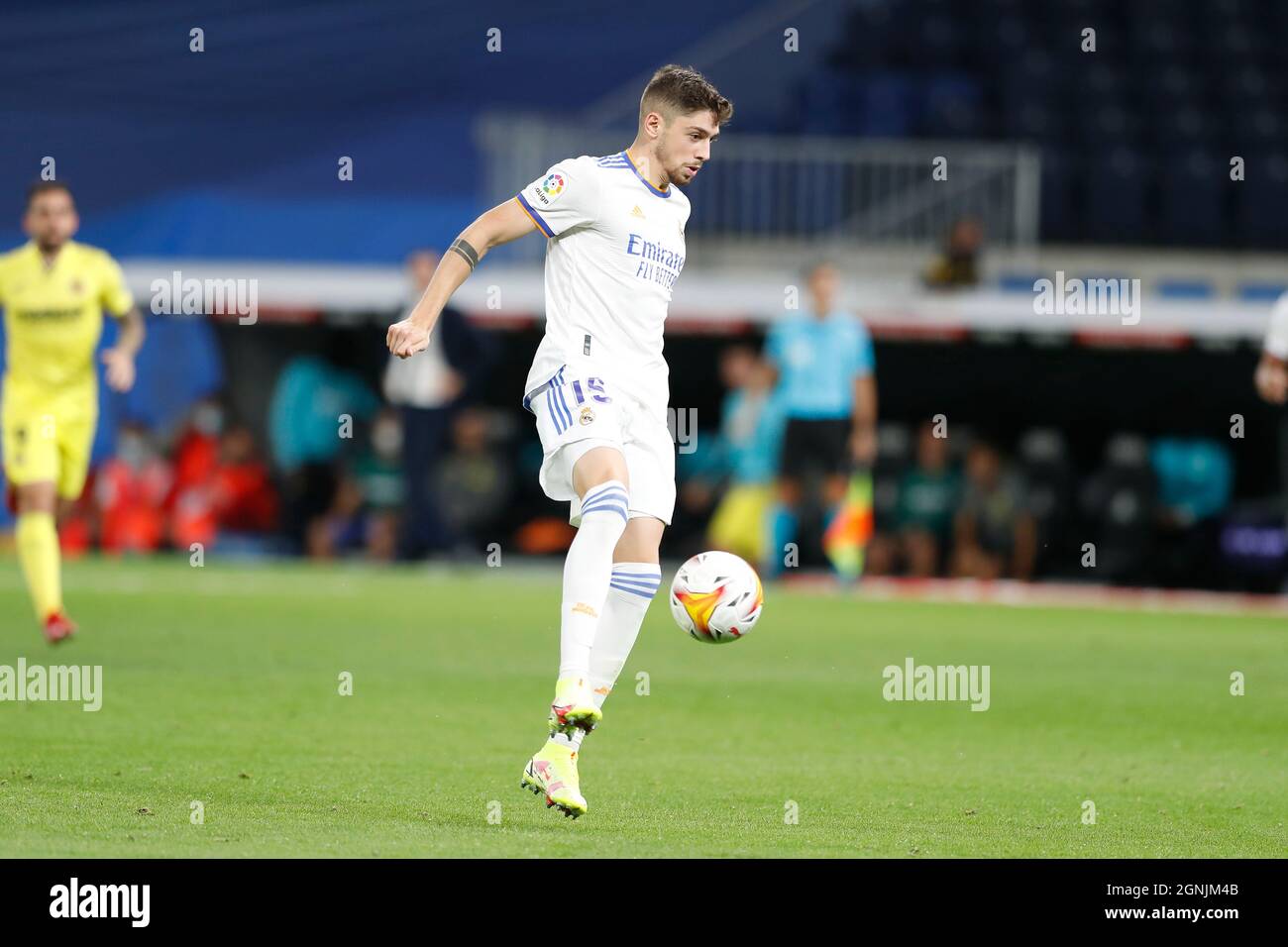 Fede Valverde (Real), 25 SETTEMBRE 2021 - Calcio / Calcio : la Liga Santander in spagnolo match tra Real Madrid CF 0-0 Villarreal CF all'Estadio Santiago Bernabeu di Madrid, Spagna. (Foto di Mutsu Kawamori/AFLO) Foto Stock