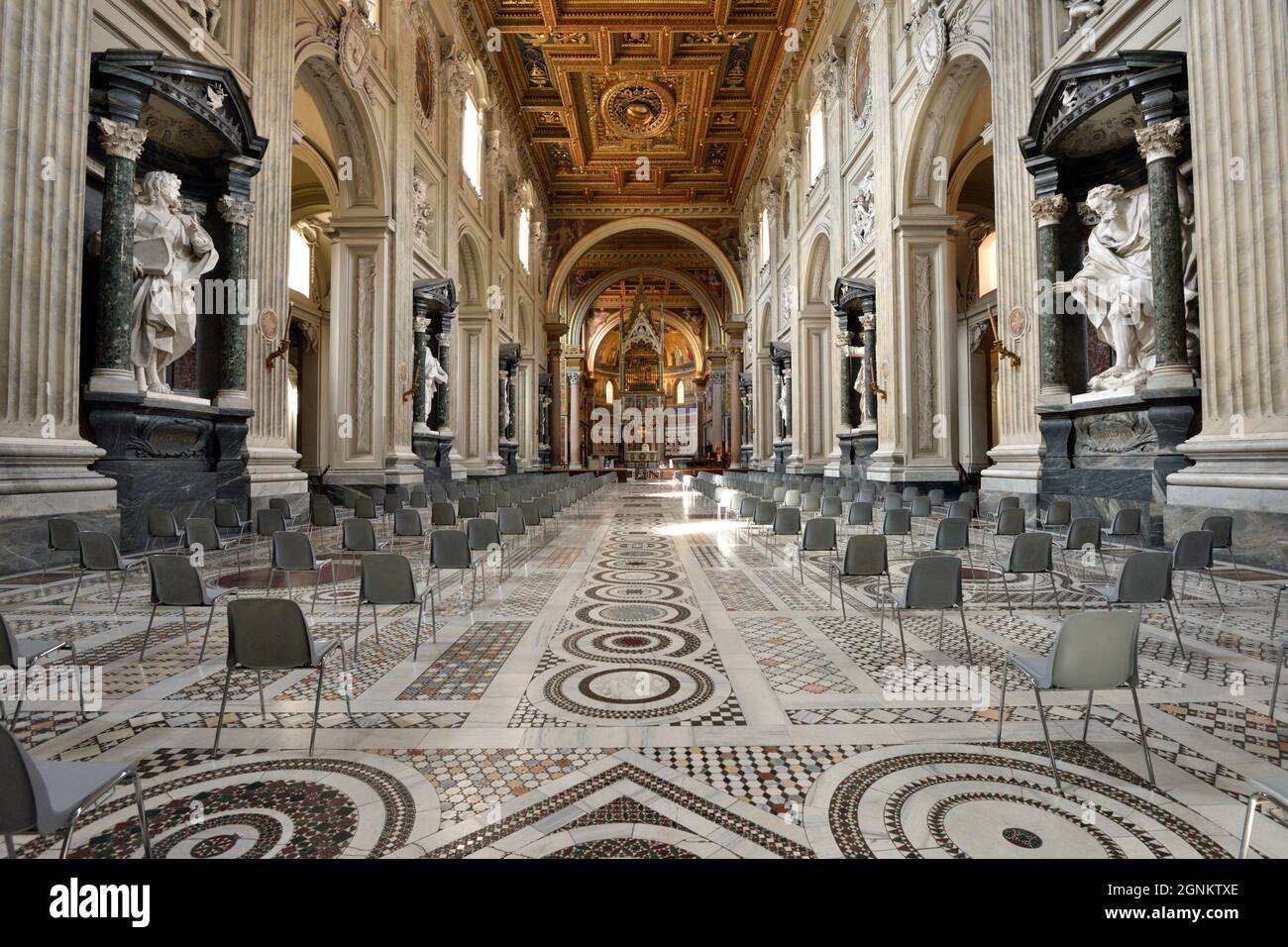 Italia, Roma, Basilica di San Giovanni in Laterano interni Foto Stock