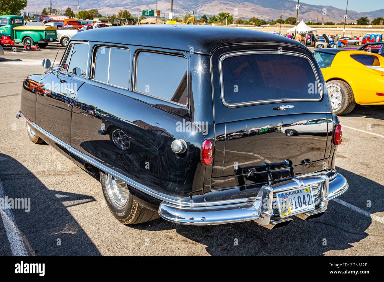 Reno, NV - 4 agosto 2021: 1952 Nash Rambler station wagon presso un'esposizione di automobili locale. Foto Stock