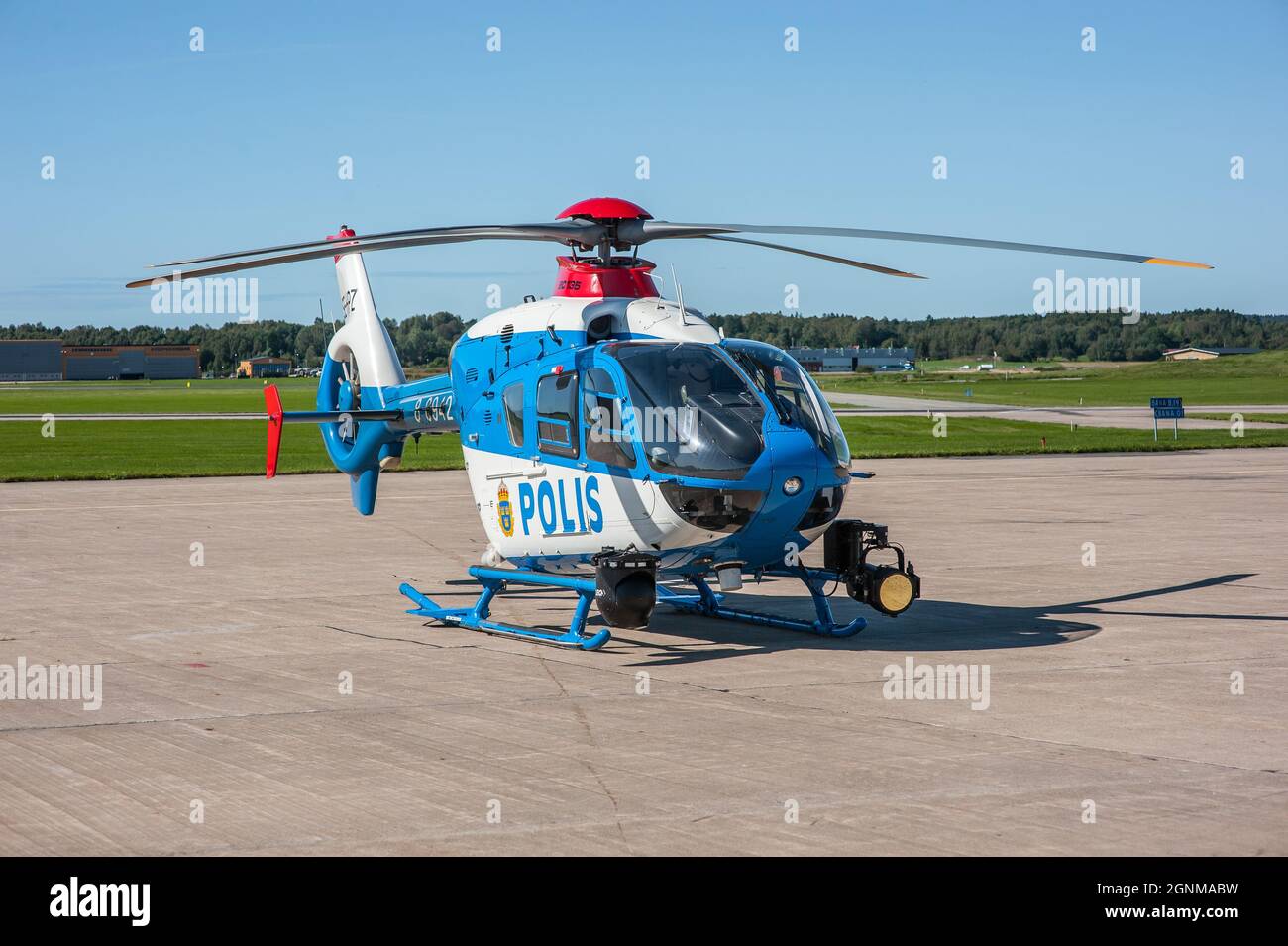 Gothenburg, Svezia - Agosto 30 2008: Elicottero di polizia Eurocopter EC 135 al Göteborg Aero Show. Foto Stock