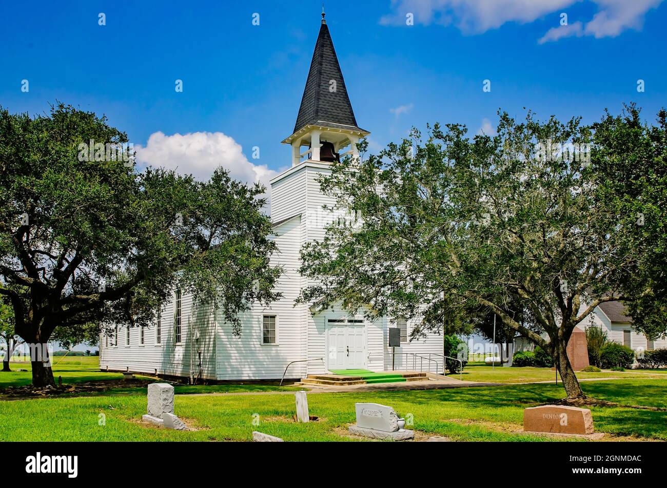 La Chiesa luterana di Danevang è raffigurata dal cimitero della chiesa, 3 settembre 2017, a Danevang, Texas. La chiesa fu originariamente costruita come un All-deno Foto Stock