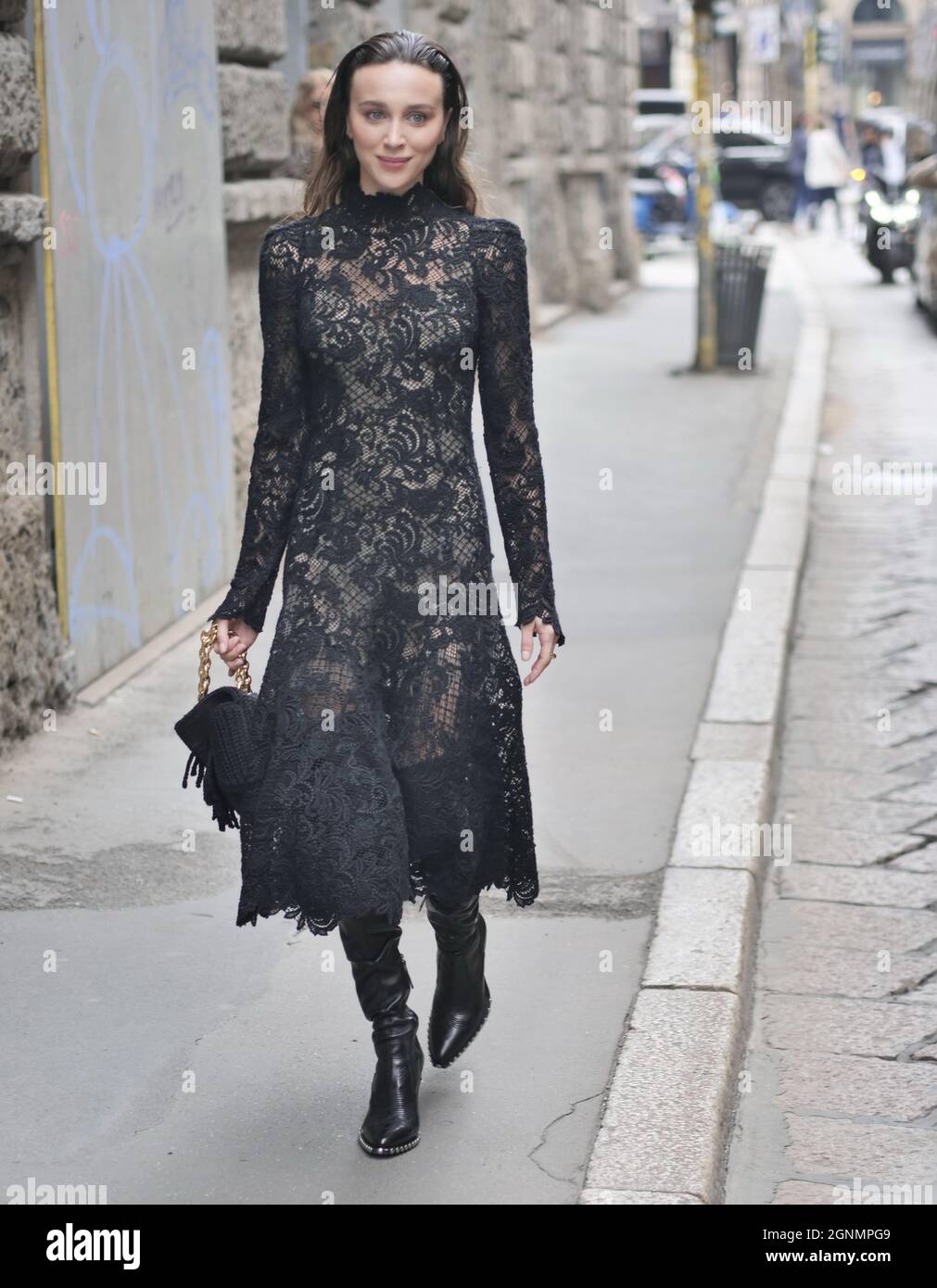 Milano, Italia. 25 Settembre 2021. Settimana della moda a Milano collezioni moda donna autunno/inverno 2021/2022, sfilata di moda Ermanno Scervino piena di ospiti importanti nella foto: Chiara Baschetti Credit: Independent Photo Agency/Alamy Live News Foto Stock