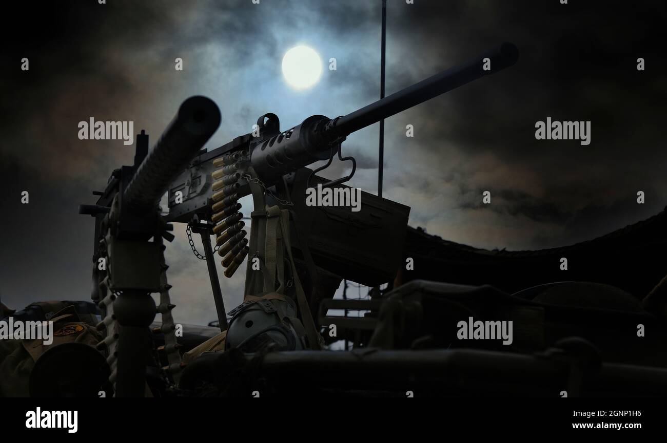 Equipaggio di carri armati Sherman con mitragliatrice calibro 50. Pubblico mondo guerra due spettacolo. Foto Stock