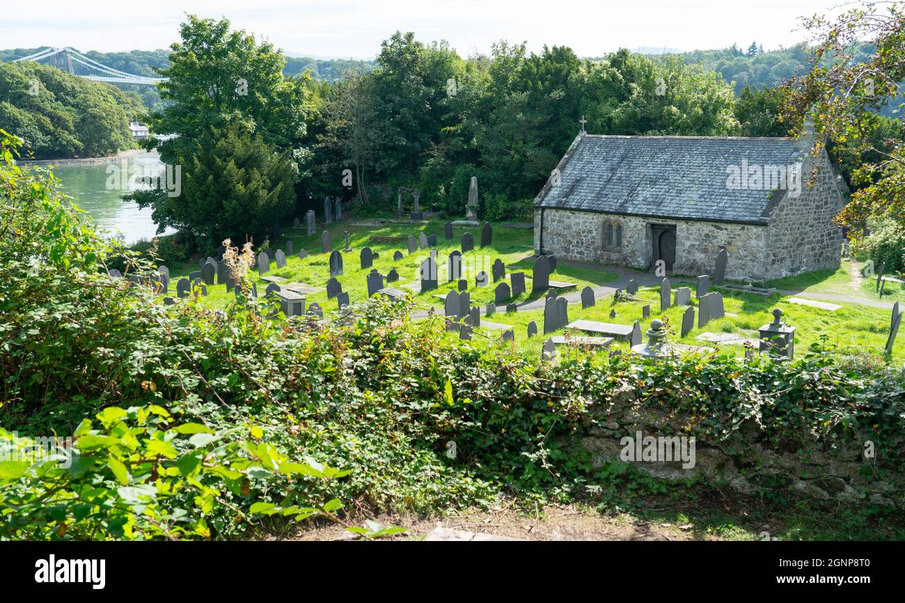 Chiesa di San Tysilio, Isola della Chiesa, Ponte Menai, Anglesey. Preso nel settembre 2021. Foto Stock