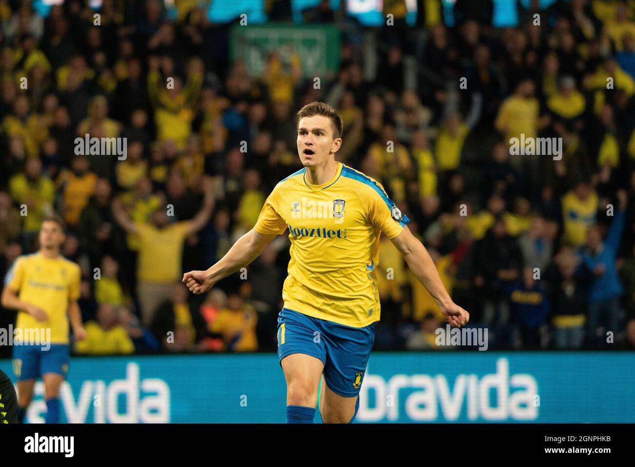 Brondby, Danimarca. 26 settembre 2021. Mikael Uhre (11) di Broendby IF segna durante la partita 3F Superliga tra Broendby IF e Aalborg Boldklub allo stadio Brondby. (Photo Credit: Gonzales Photo/Alamy Live News Foto Stock