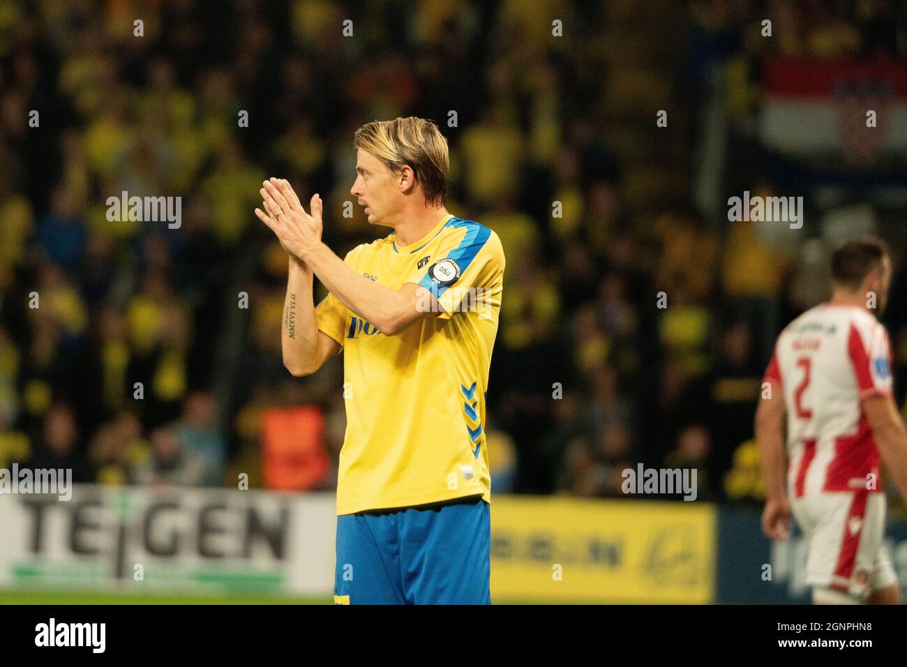 Brondby, Danimarca. 26 settembre 2021. Simon Hedlund (27) di Broendby SE visto durante la 3F Superliga partita tra Broendby IF e Aalborg Boldklub al Brondby Stadion. (Photo Credit: Gonzales Photo/Alamy Live News Foto Stock