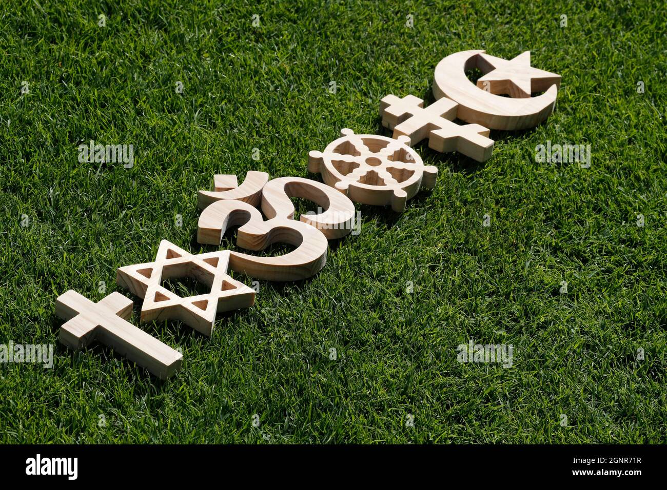 Simboli religiosi. Cristianesimo, Islam, Giudaismo, ortodossia buddismo e induismo. Concetto interreligioso o interreligioso. Foto Stock