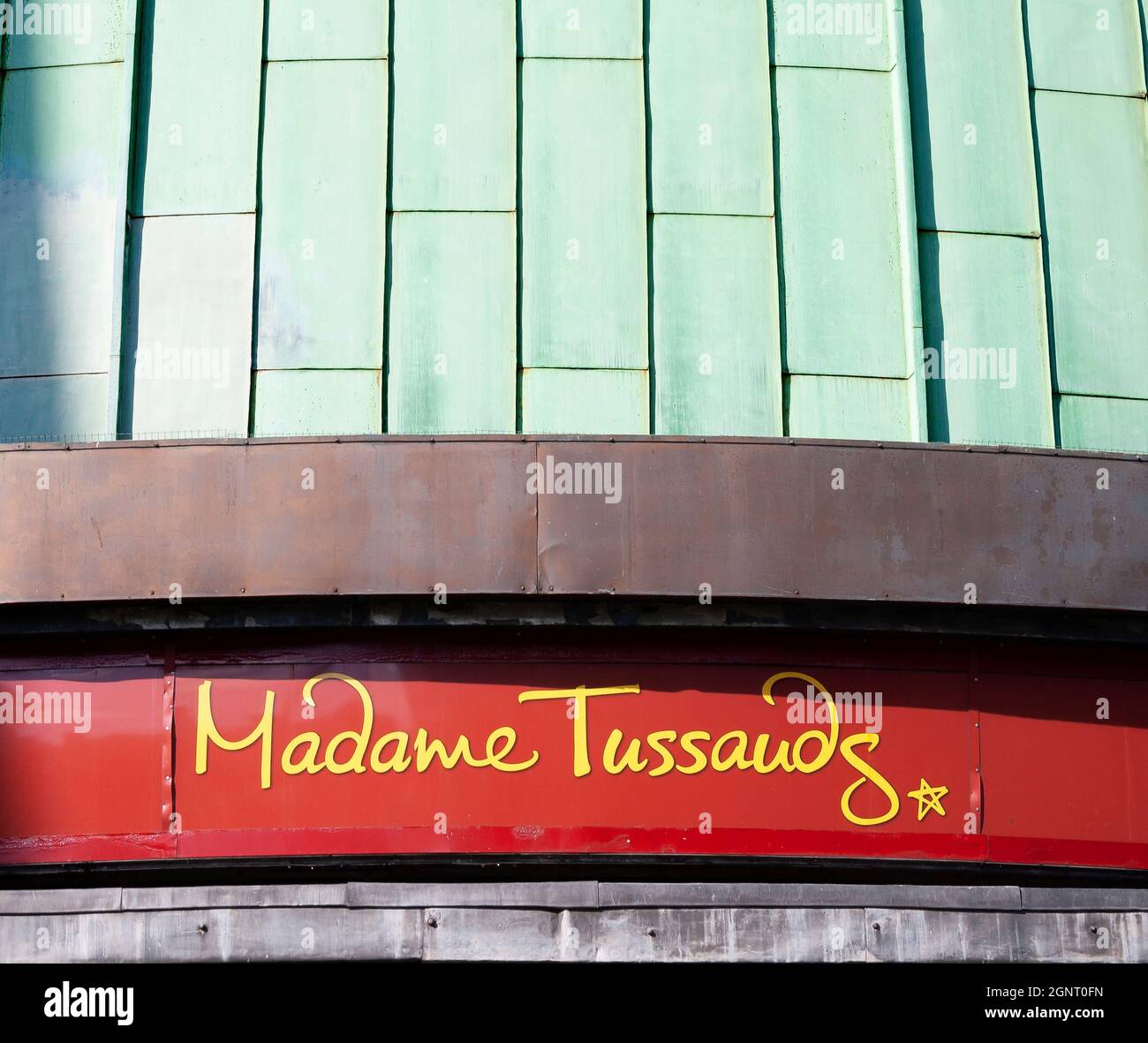 Immagine ravvicinata dell'ingresso di Madame Tussauds, il famoso museo delle cere di Londra Foto Stock