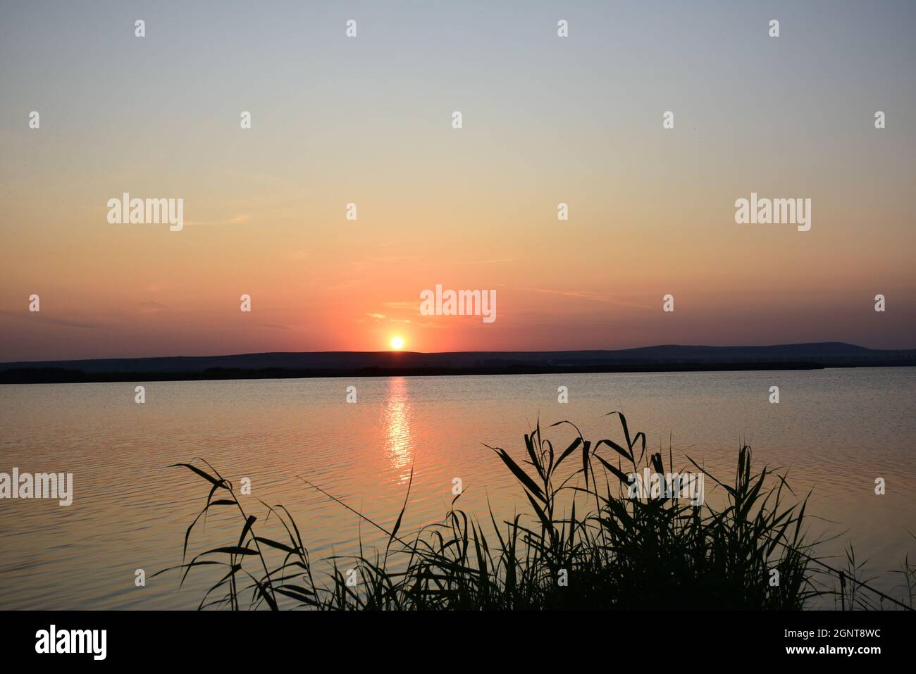 Jurilovca Delta del Danubio Tramonto sul Lago Razem- Nikon DSLR 5300 Foto Stock