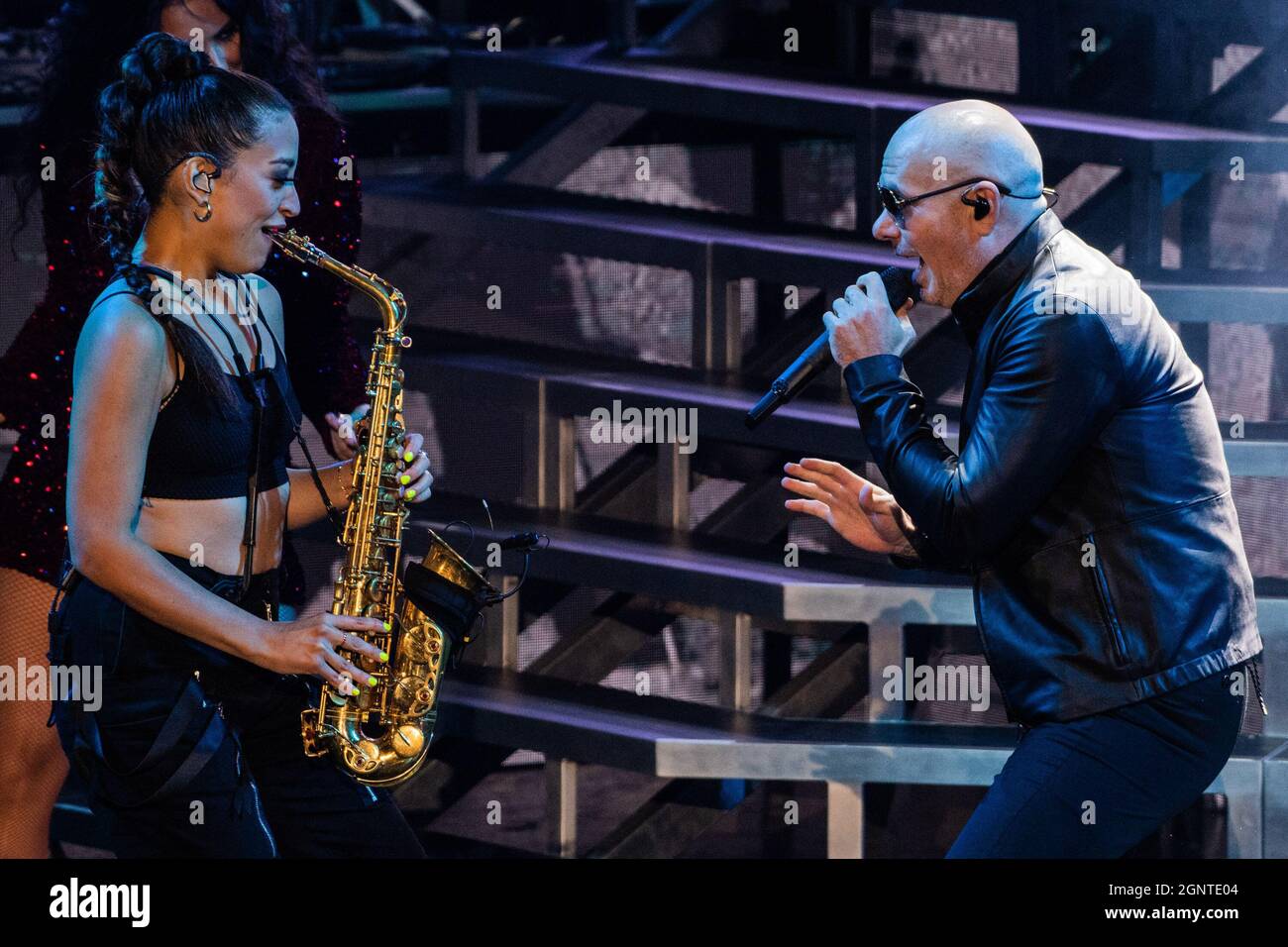 Pitbull si esibisce durante il Pitbull: I Feel Good Tour al Shoreline Amphitheater il 26 settembre 2021 a Mountain View, California. Credit: Chris Tuite/imageSPACE/MediaPunch Foto Stock