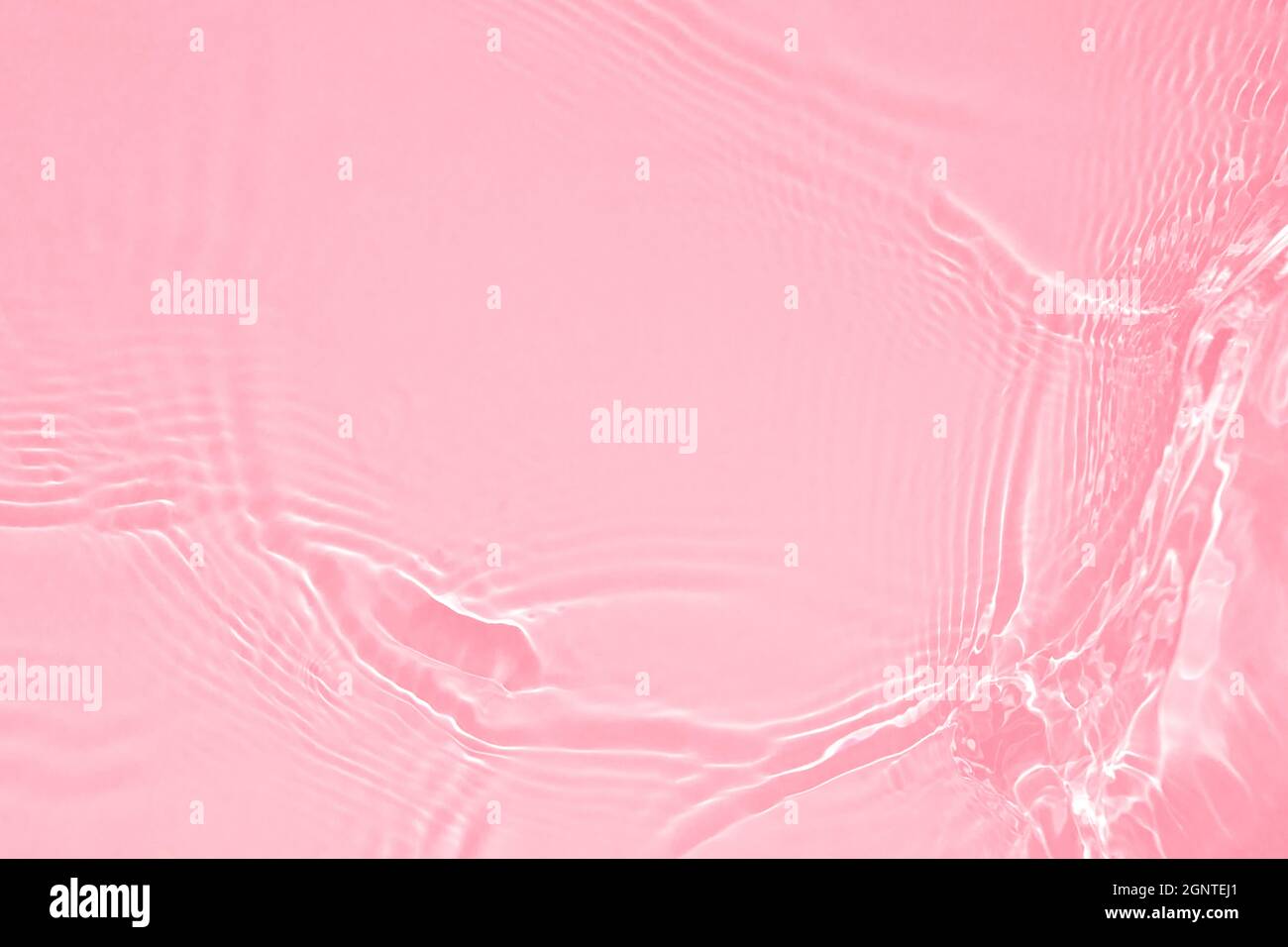 rosa trasparente acqua trasparente superficie texture sfondo estivo Foto Stock