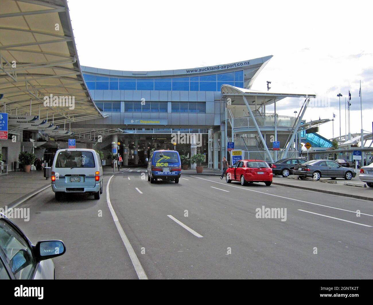 Aeroporto Internazionale di Auckland e strada a Auckland, Nuova Zelanda. Foto Stock