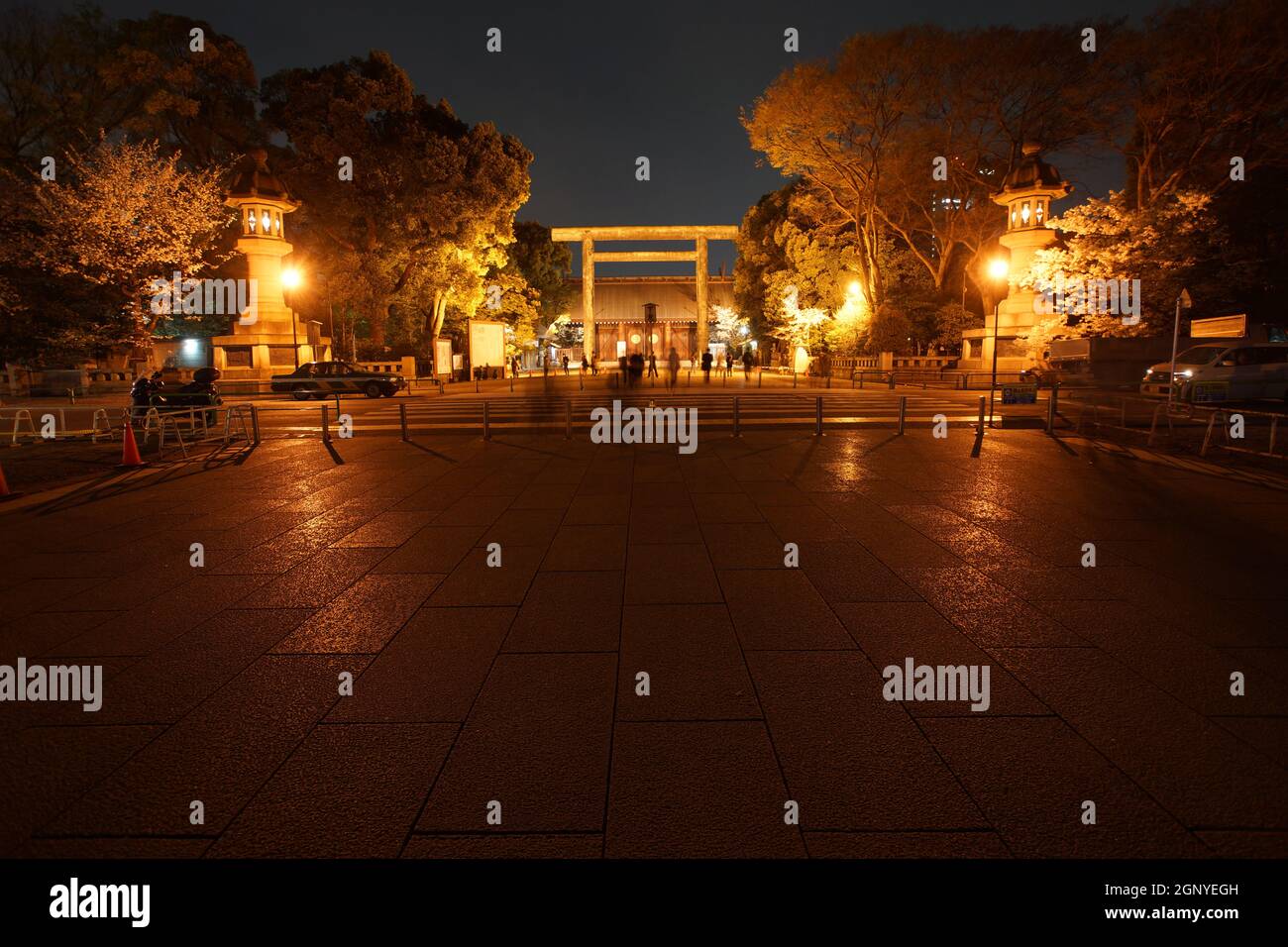 Yasukuni Santuario della notte. Luogo di tiro: Area metropolitana di Tokyo Foto Stock