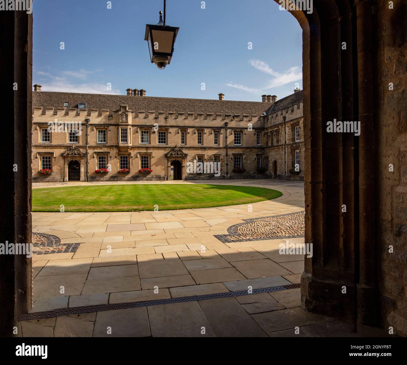 Quad anteriore (quadrangolare) del St John's College, Oxford, uno dei college costitutivi dell'Università Foto Stock