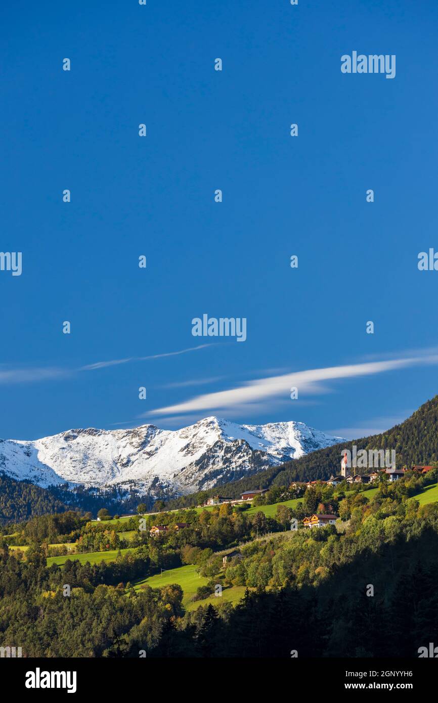 Spinga Vilage in Alto Adige, Dolomiti, Italia Foto Stock
