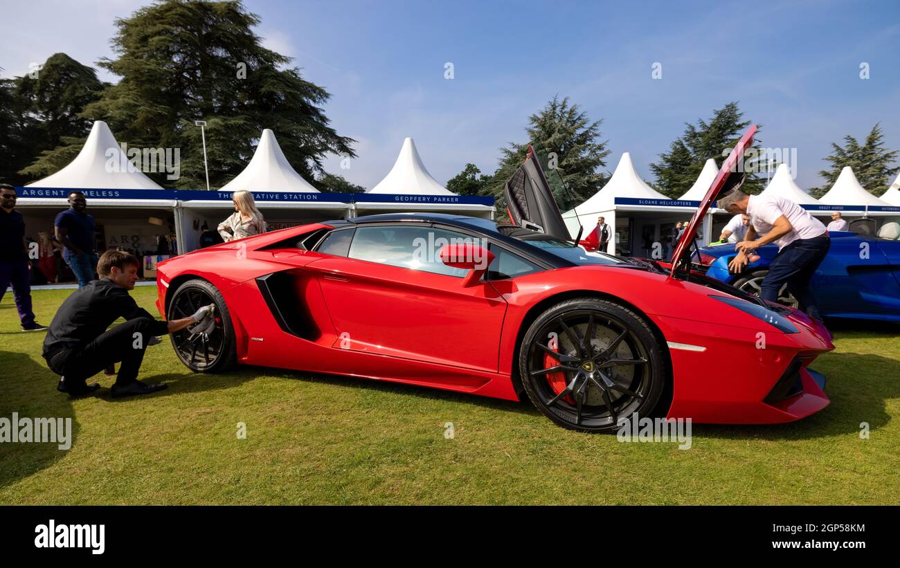Lamborghini Aventador LP700-4 in mostra al Concours d'Elegance tenutosi a Blenheim Palace il 5 settembre 2021 Foto Stock