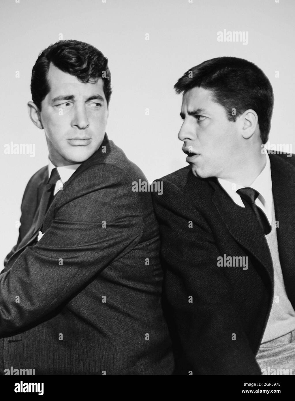 Non Sei Mai Troppo Giovane Da Sinistra Dean Martin Jerry Lewis 1955 Foto Stock Alamy