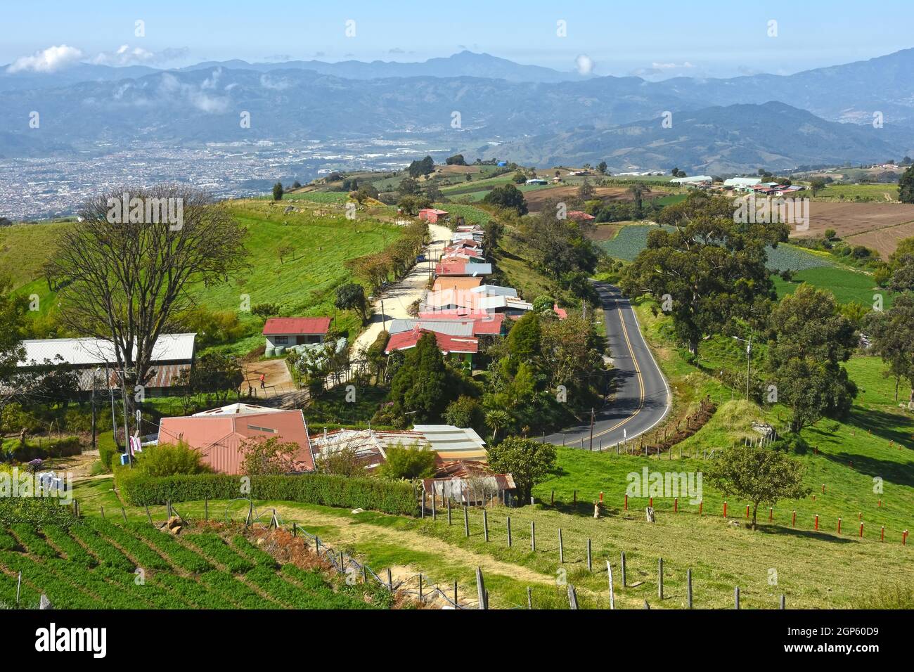 Villaggio sulle montagne del Costa Rica Foto Stock