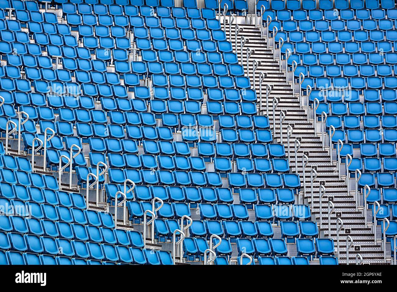 Tribuna vuota, file di posti blu, Edinburgh Military Tattoo, Edinburgh Castle, Edinburgh, Scotland, Regno Unito Foto Stock