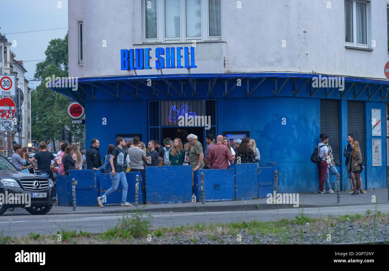 Blue Shell, Luxemburger Strasse, Colonia, Renania settentrionale-Vestfalia, Germania Foto Stock