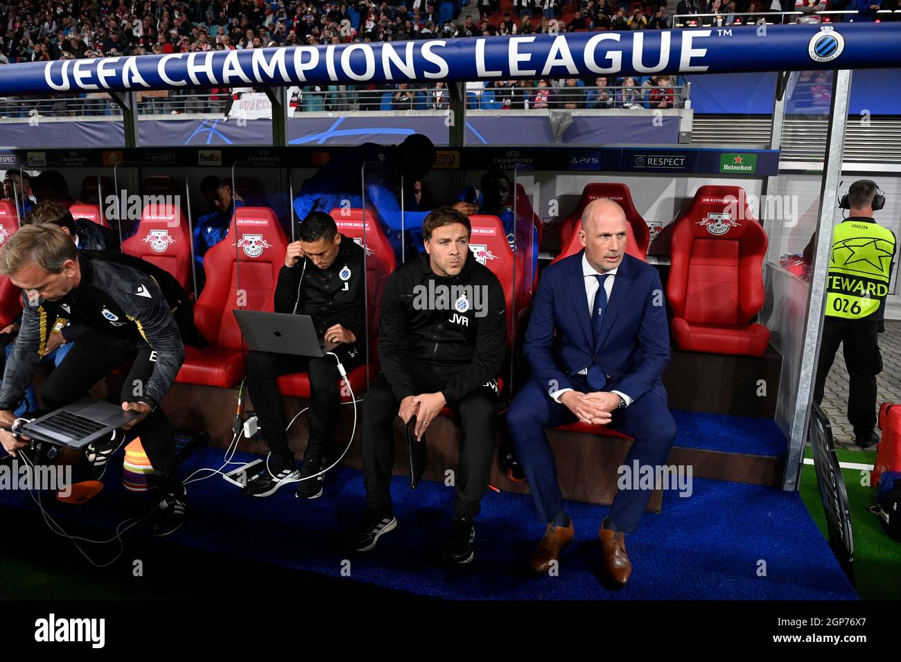 L'allenatore del Club Brugge Philippe Clement è stato raffigurato all'inizio di una partita tra la squadra di calcio belga Club Brugge e la squadra tedesca RB Leipzig, martedì Foto Stock