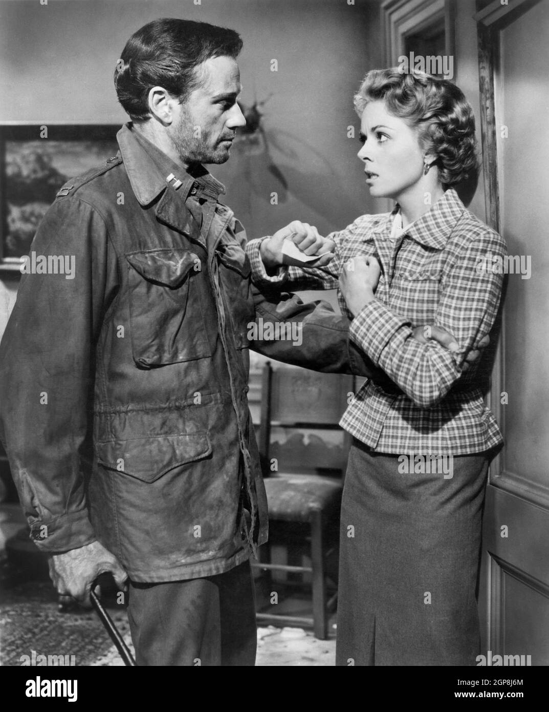 Mel Ferrer, Dana Wynter, in set del film, 'Fraulein', 20th Century-Fox, 1958 Foto Stock