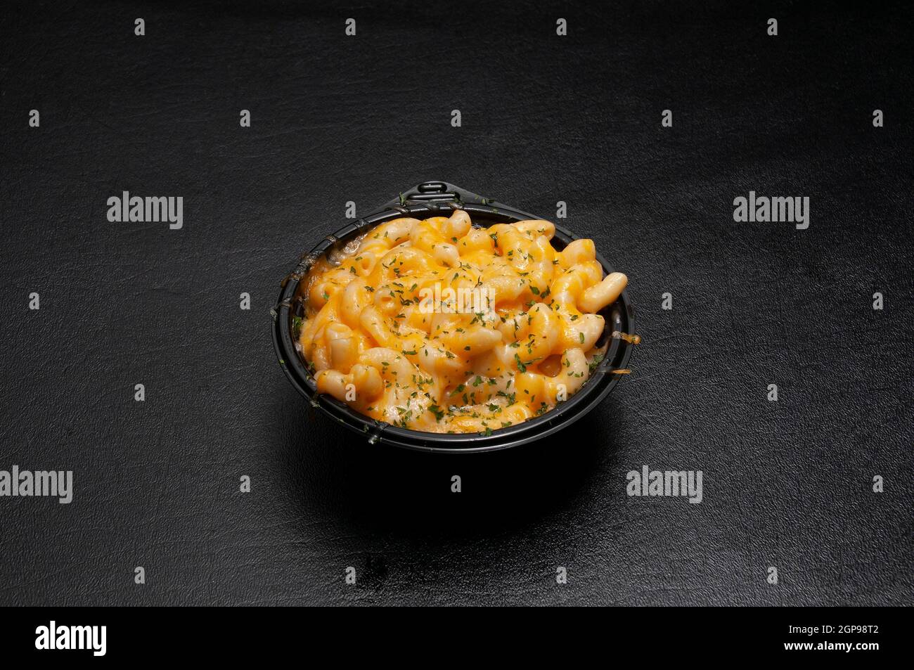 Piatto di cucina americana conosciuto come Macaroni e formaggio Foto Stock