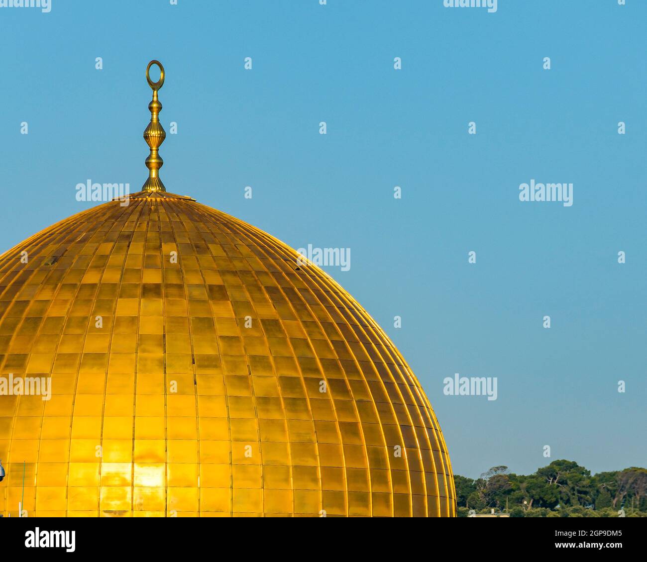 Edificio di roccia a cupola a lungo distanza, nella vecchia città di jersualem, Foto Stock