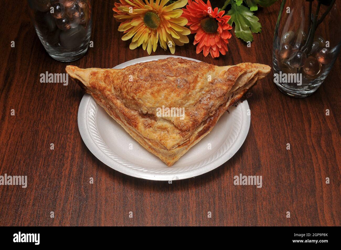 Autentica e tradizionale pasticceria cucina conosciuta come un turnover Foto Stock