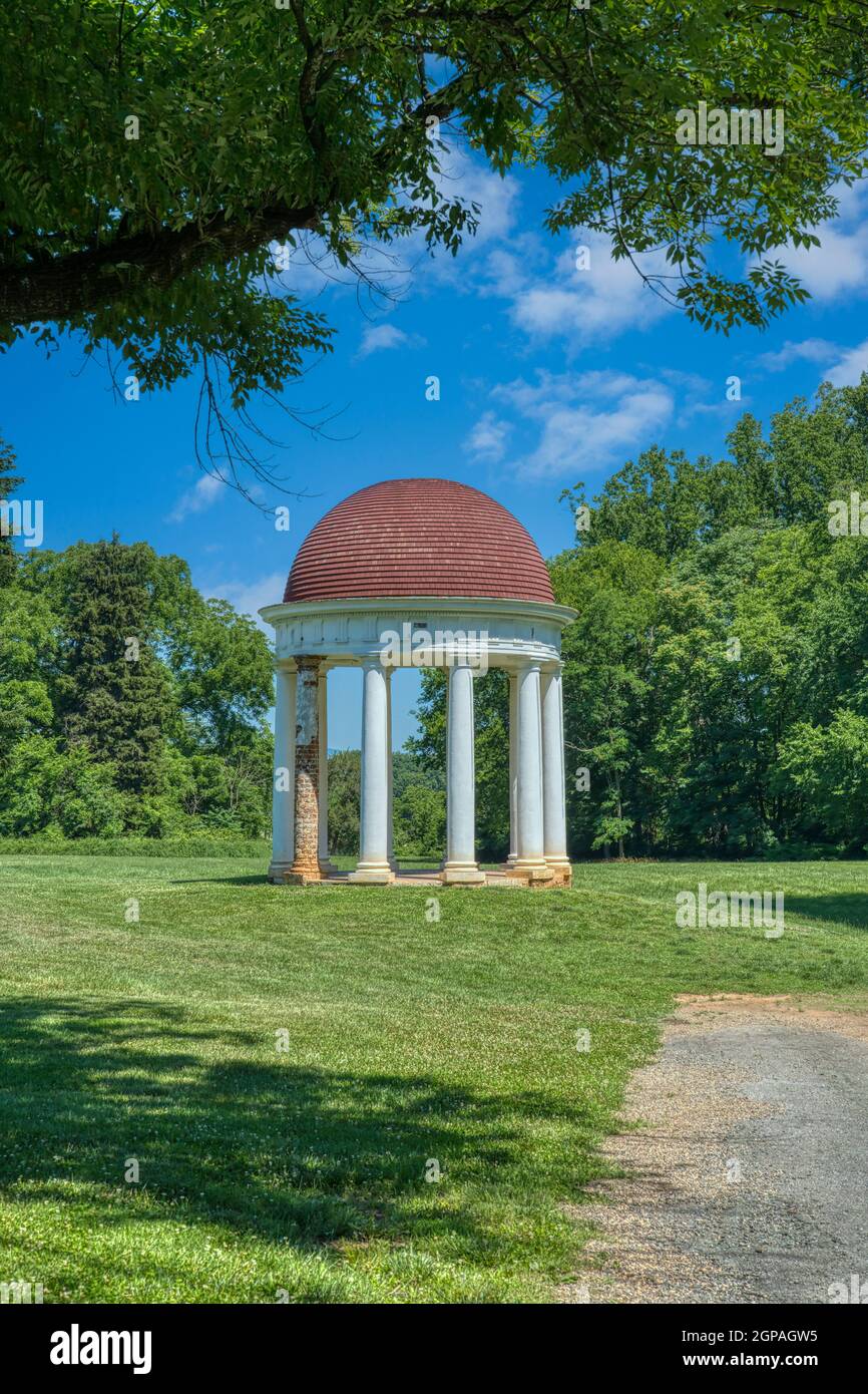 Il gazebo del Tempio sui terreni di Montpelier, James e Dolly Madisons '18 ° secolo casa e piantagione in Virginia. Foto Stock