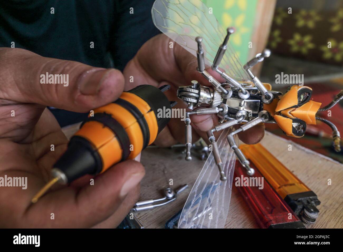trasformatori in miniatura di robot usati Foto Stock