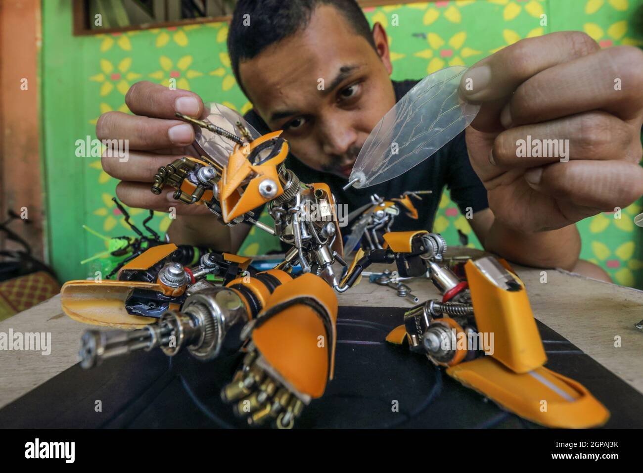 trasformatori in miniatura di robot usati Foto Stock