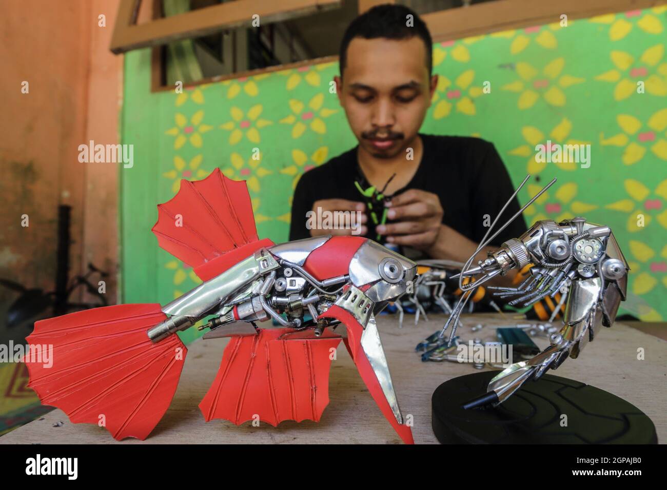 trasformatori in miniatura di robot usati Foto Stock
