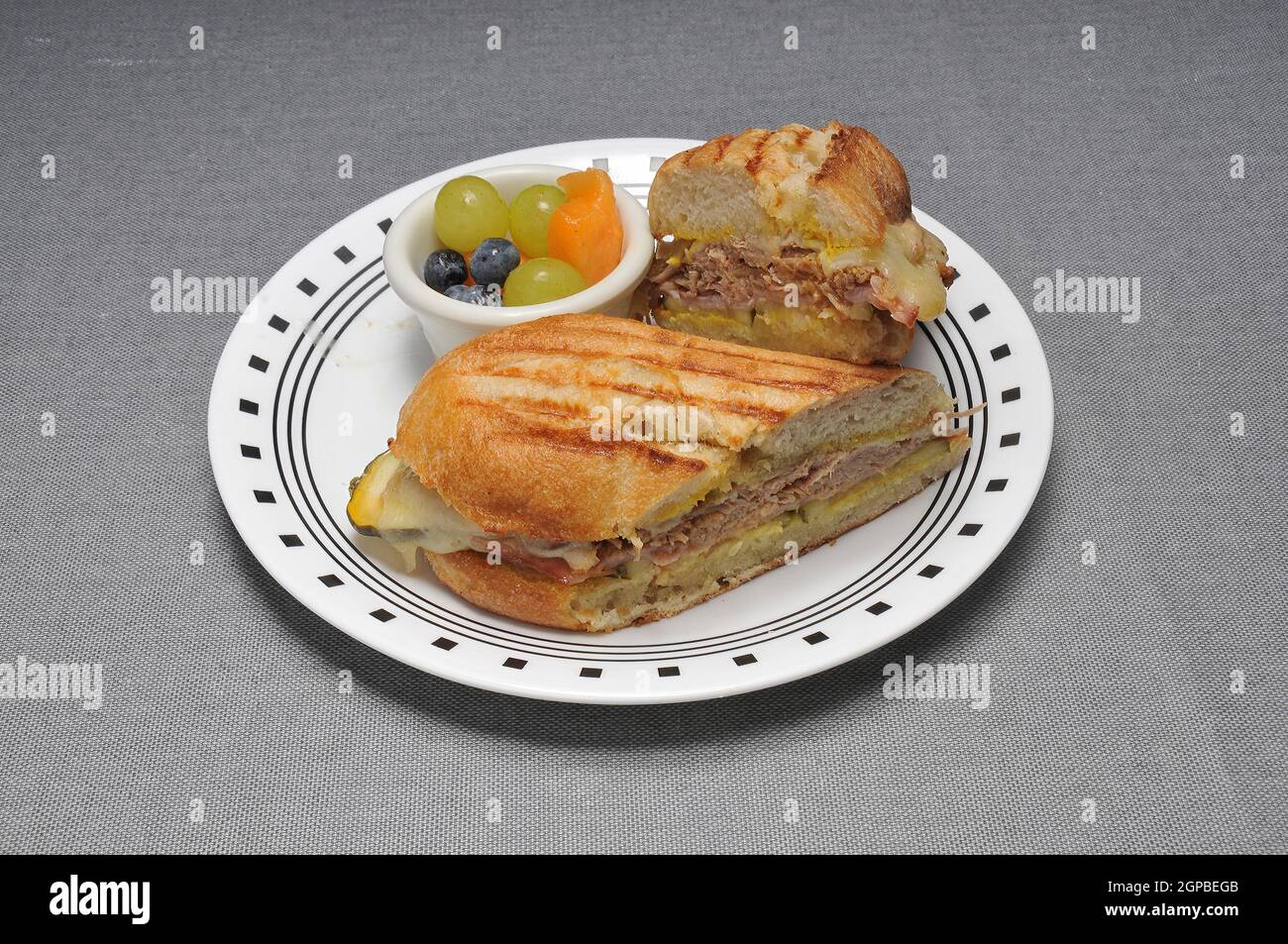 Delizioso piatto caraibico conosciuto come il sandwich cubano Foto Stock
