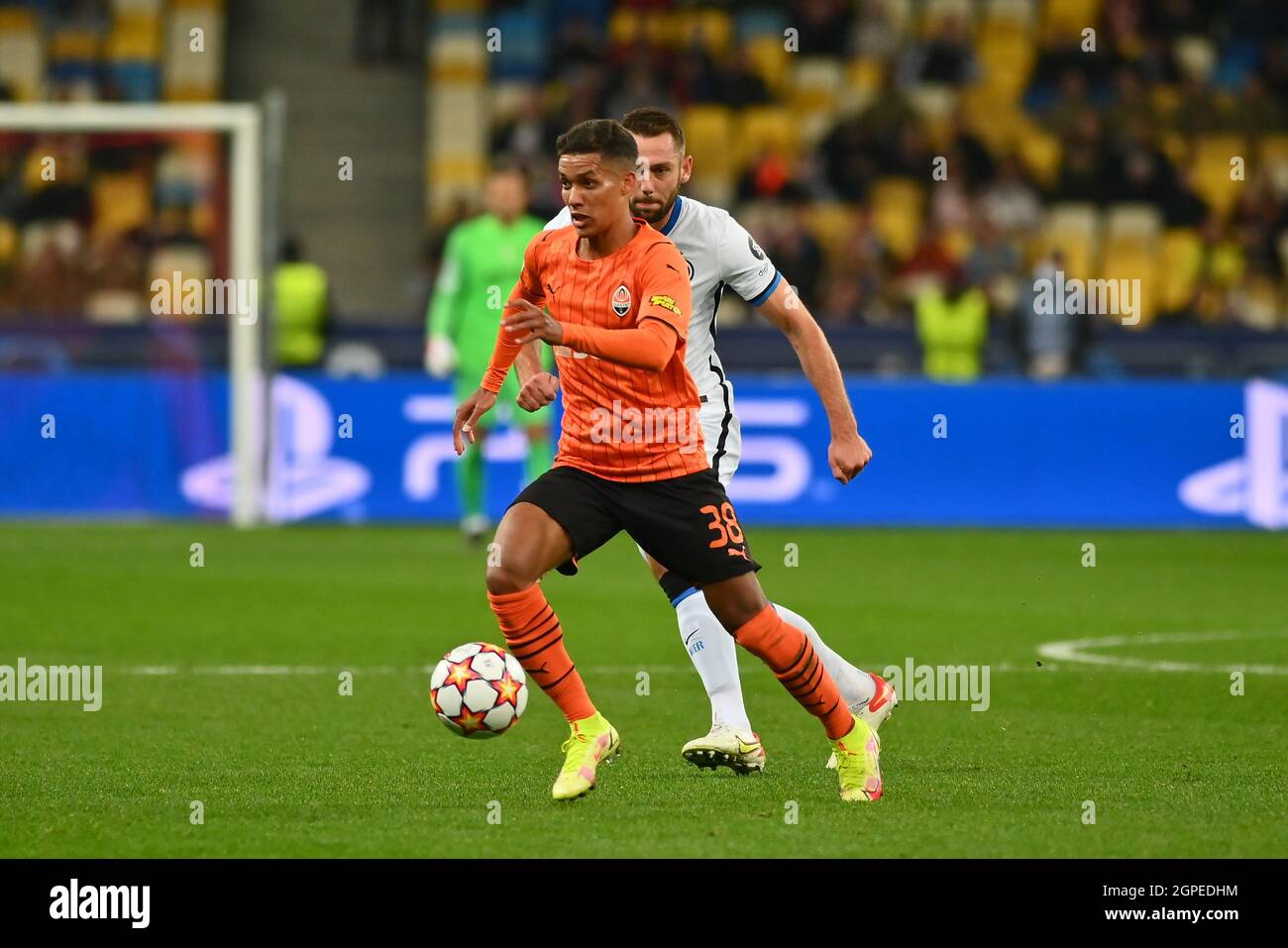 KIEV, UCRAINA - 27 OTTOBRE 2020: La UEFA Champions League si abbina a Shakhtar Donetsk vs Inter Milano allo stadio NSC Olimpiyskyi di Kiev Foto Stock