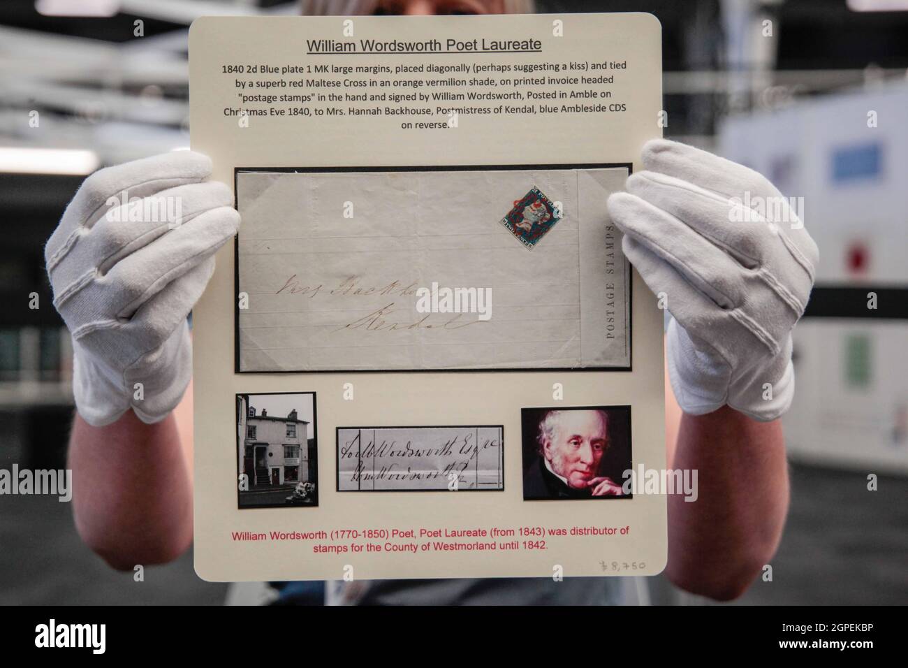 Londra UK 29 Settembre 2021 Stampex International, un'esperienza filatelica libera per tutti. Con alcuni gioielli come Mark Bloxham lettera scritta da William Wordsworth. Poeta romantico inglese che, Con Samuel Taylor Coleridge, ha contribuito a lanciare l'età romantica in letteratura inglese con la loro pubblicazione congiunta Lyrical Ballads , William Wordsworth ha gestito un piccolo ufficio postale in un solo punto e questa lettera segna il suo tempo in questo ufficio postale Paul Quezada-Neiman/Alamy Live News Foto Stock