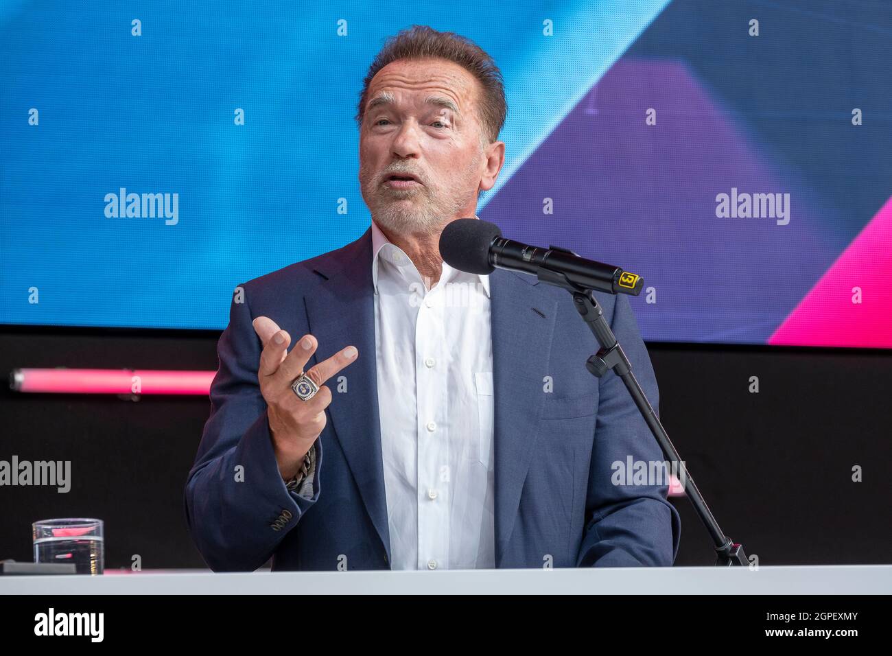 Arnold Schwarzenegger, Olympia, Hollywood Star, ex Governatore della California al Digital X evento a Colonia, Germania Foto Stock