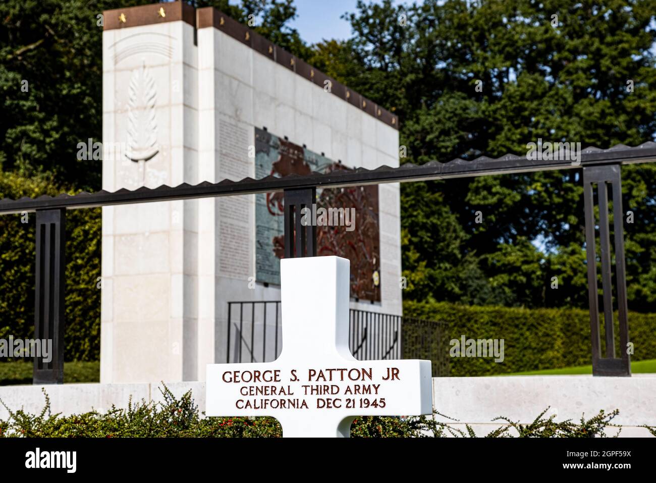 HAMM, LUSSEMBURGO - 22 settembre 2021: Cimitero e memoriale americano con sepoltura del terzo esercito generale George S. Patton jr. In Lussemburgo Foto Stock