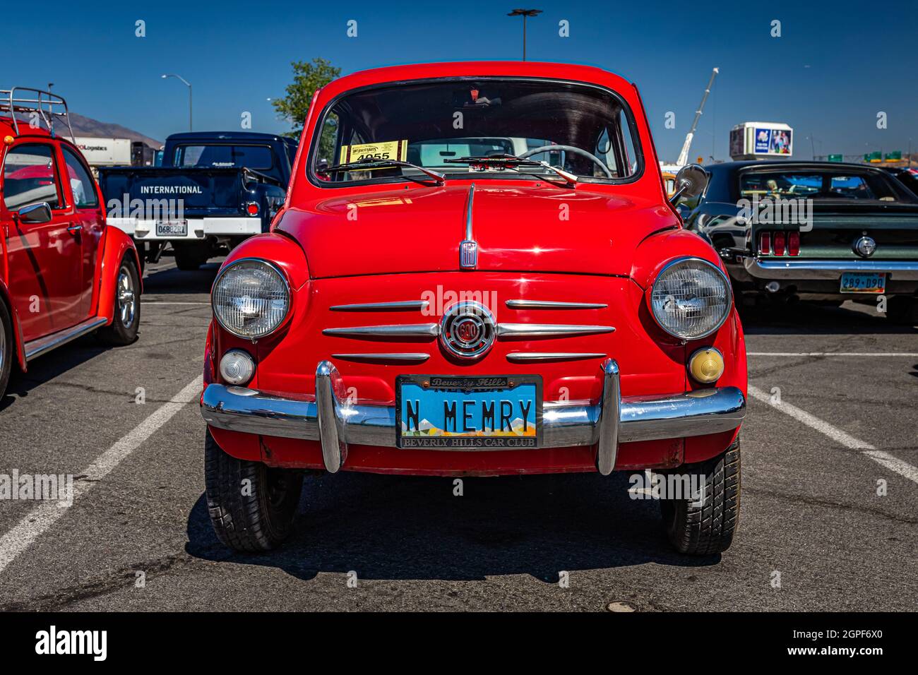 Reno, NV - 4 agosto 2021: 1964 Fiat 600D ad una fiera locale. Foto Stock