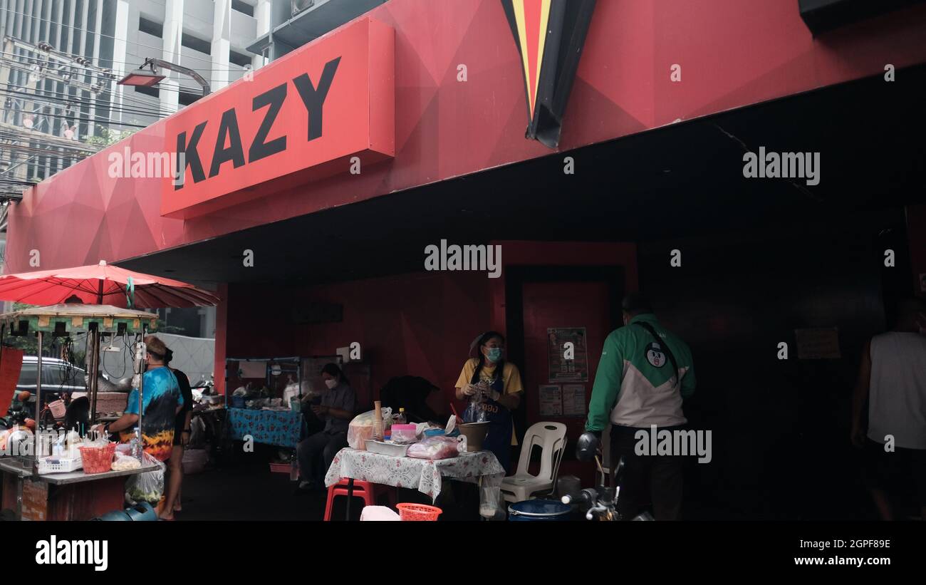 Kazy Soi Cowboy Soi Sukhumvit 23, Khlong Toei Nuea, Watthana, Bangkok Thailandia Foto Stock