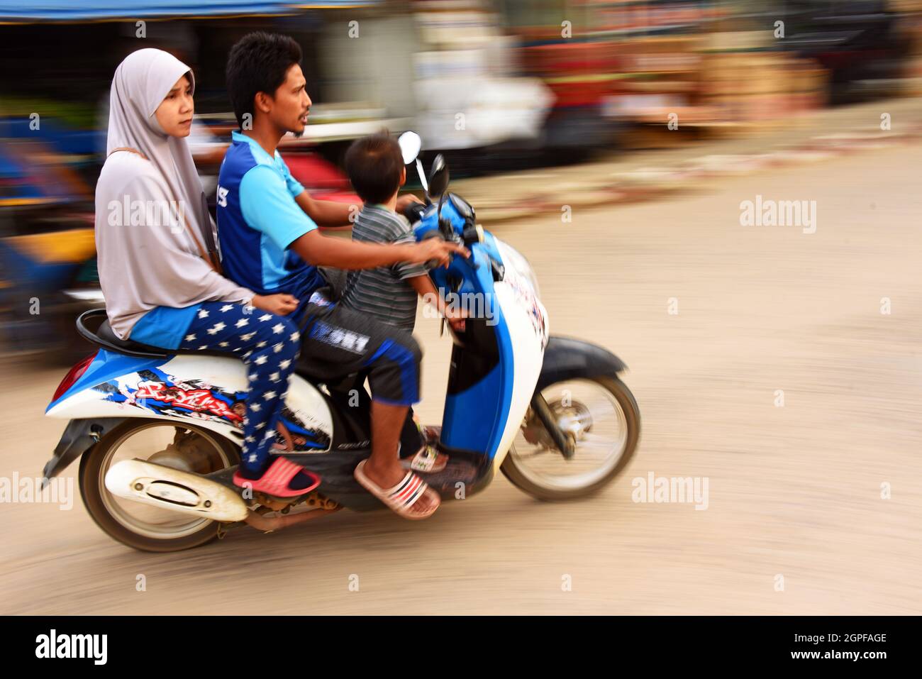 THAILANDIA, ISOLA DI KHO YOA NOI, MARE DELLE ANDAMANE A EST DI PHUKET, POPOLAZIONE MUSULMANA Foto Stock