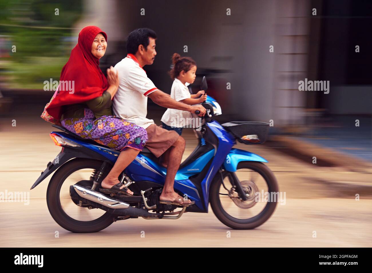 THAILANDIA, ISOLA DI KHO YOA NOI, MARE DELLE ANDAMANE A EST DI PHUKET, POPOLAZIONE MUSULMANA Foto Stock
