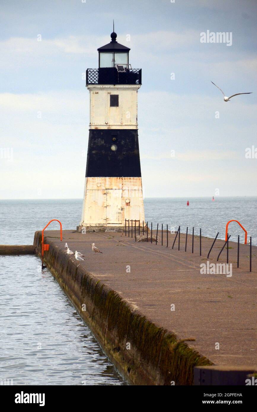 FARO DI PRESQUE ISLE NORTHPIER A ERIE, PENNSYLVANIA, USA Foto Stock