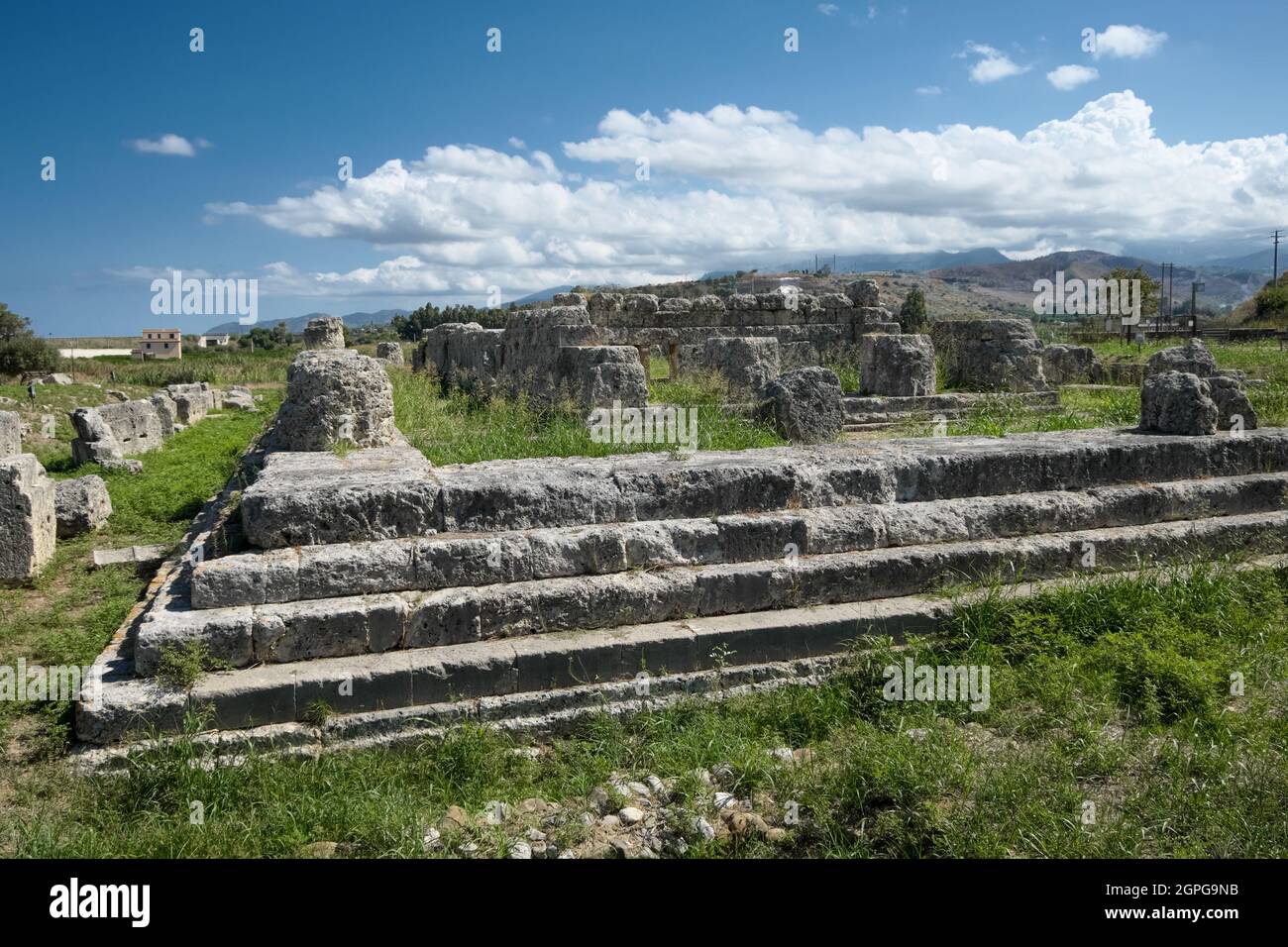 Rovine greche in Sicilia tempio della Vittoria nel sito archeologico di Himera a Termini Imerese, Palermo Foto Stock