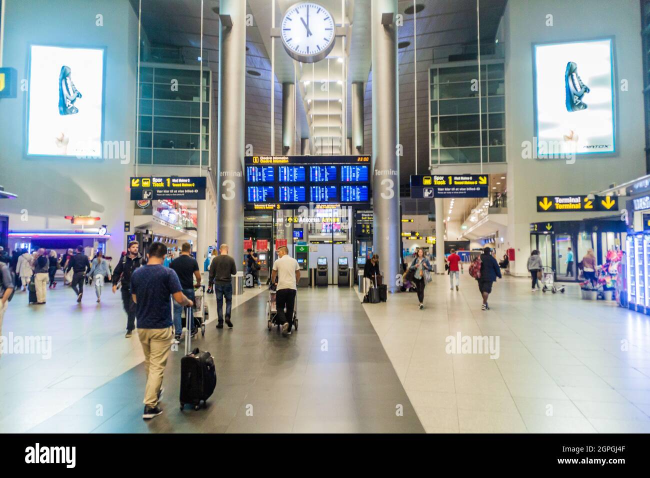 COPENHAGEN, DANIMARCA - 28 AGOSTO 2016 interno dell'Aeroporto di Copenhagen Foto Stock