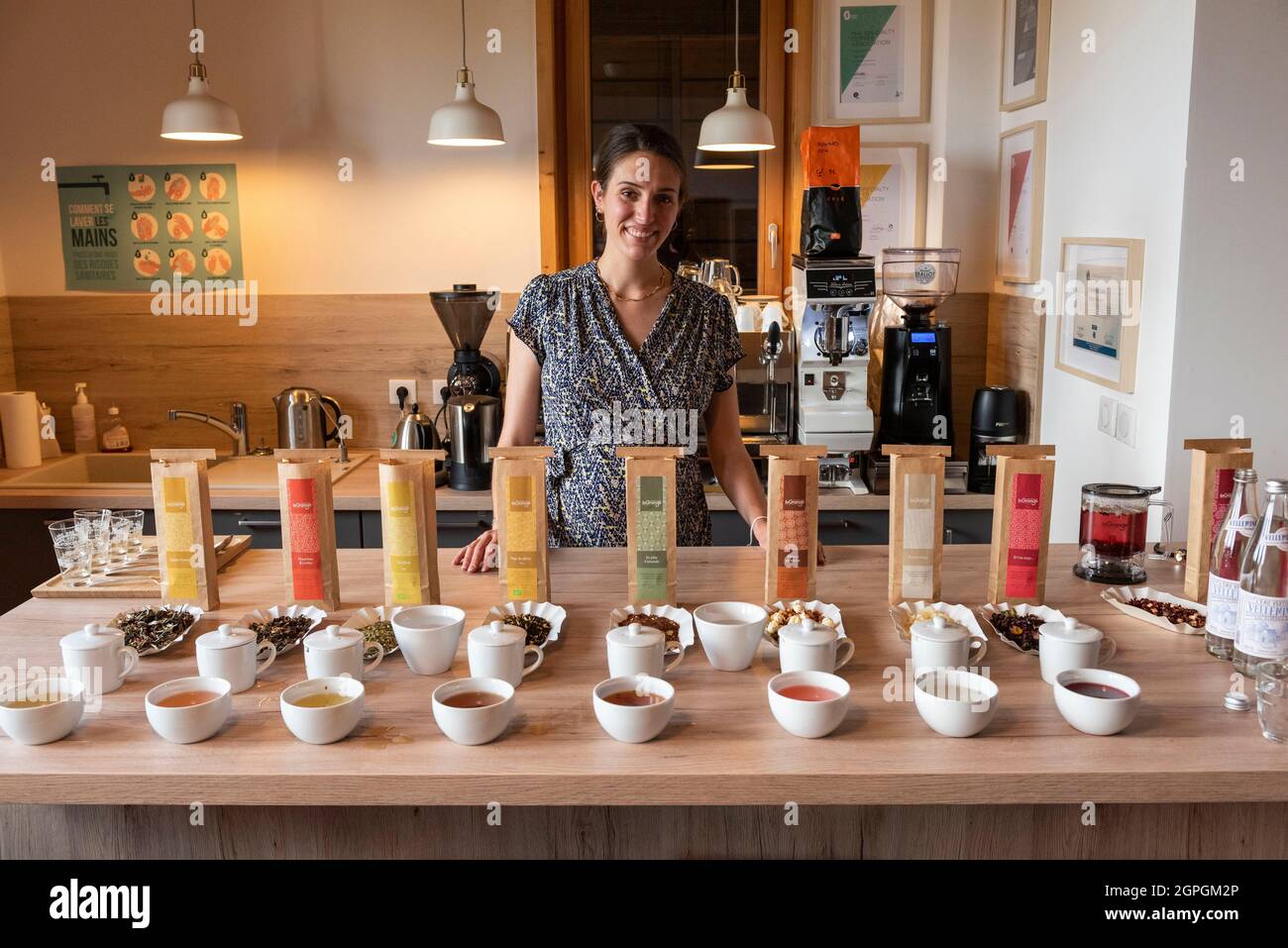 Francia, Haute Saone, Marnay, la Grange tisanerie, ritratto di Jeanne scrutinio Foto Stock