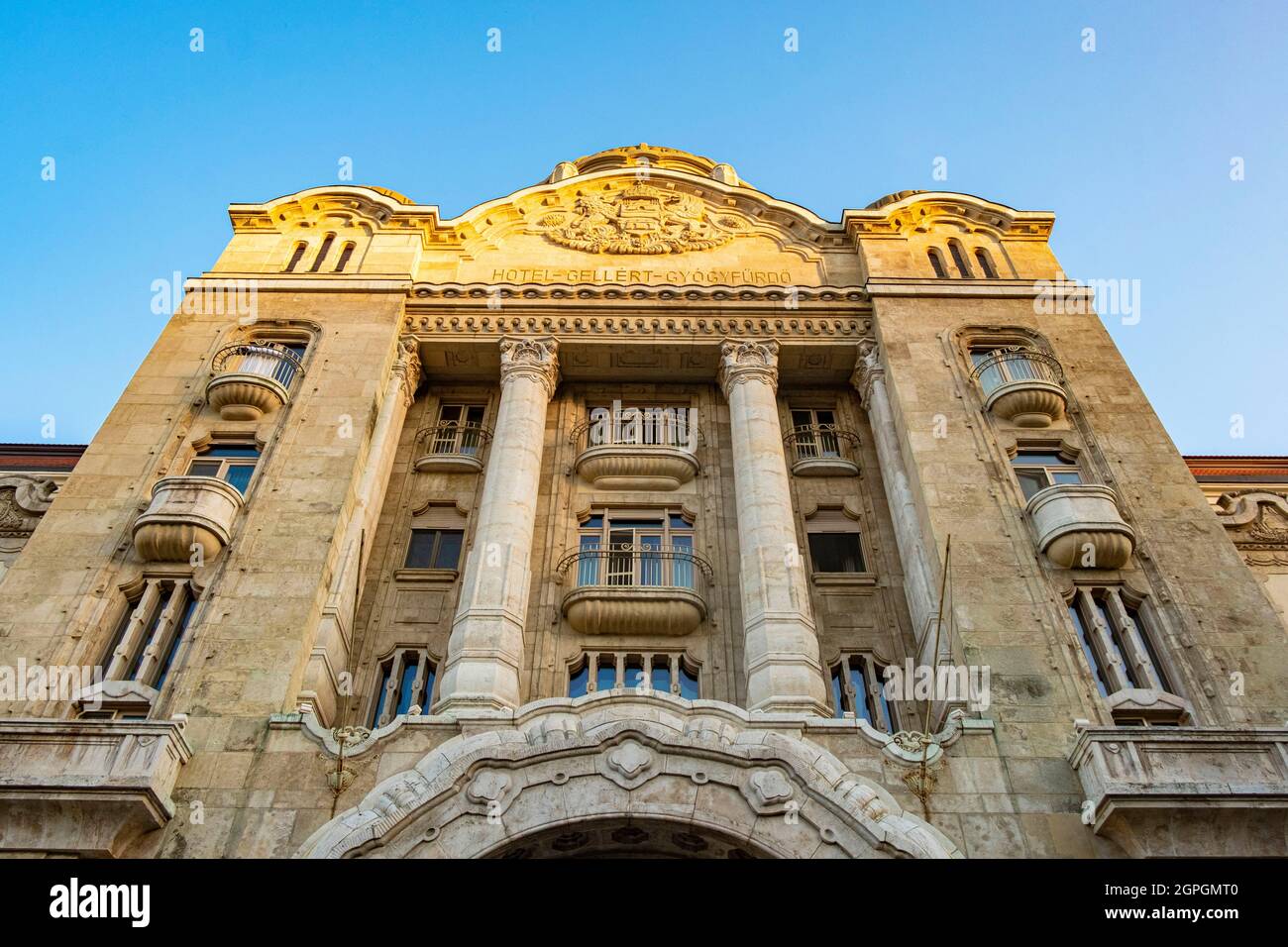 Ungheria, Budapest, dichiarata Patrimonio Mondiale dell'Umanità dall'UNESCO, quartiere di Buda, bagni e Hotel Spa Gellert con il suo arredamento in stile Art Nouveau Foto Stock